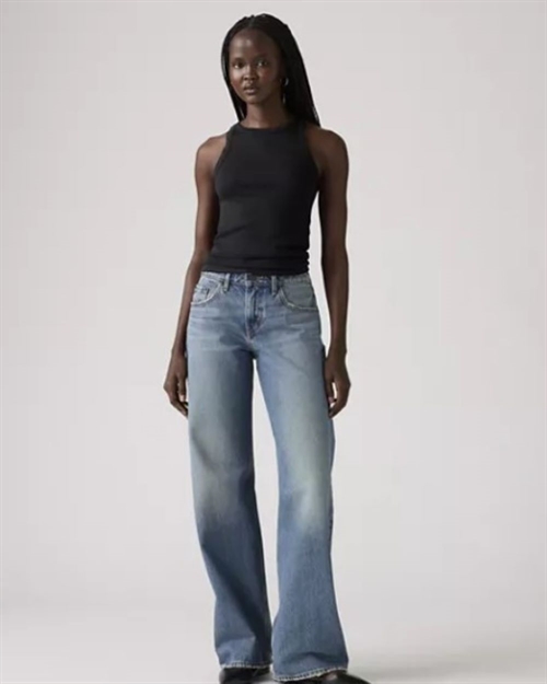LEVIS LOW LOOSE JEANS RESCUED CITY